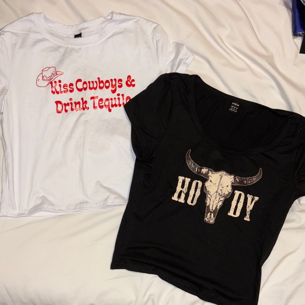 SHEIN White and Black Graphic Crop Tops